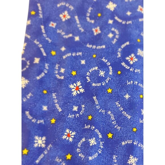 Let It Snow Snowflakes Blue Cotton Quilting Fabric 2/3 & 3/4 Yard Pieces Sewing - Picture 6 of 10